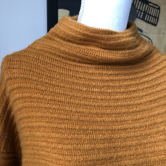 Madewell Belmont Mockneck Sweater Golden Hvt NWT S - Picture 4 of 8